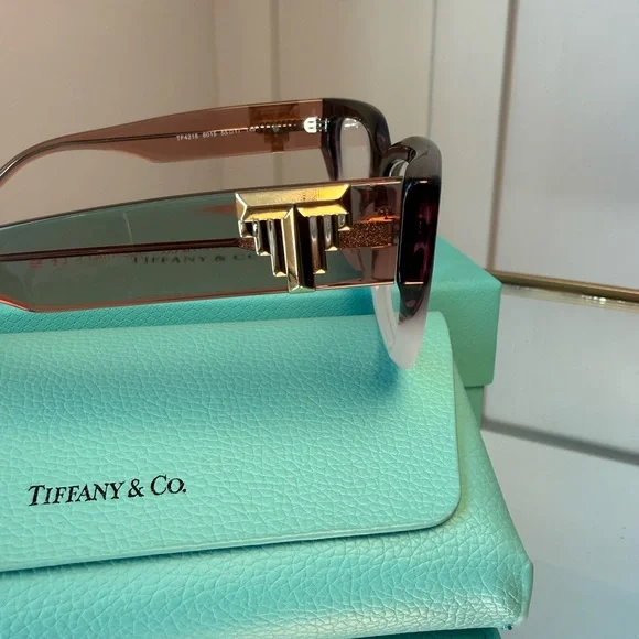 Tiffany & Co. Gradient Black and Cream Women's Glasses - Picture 3 of 7